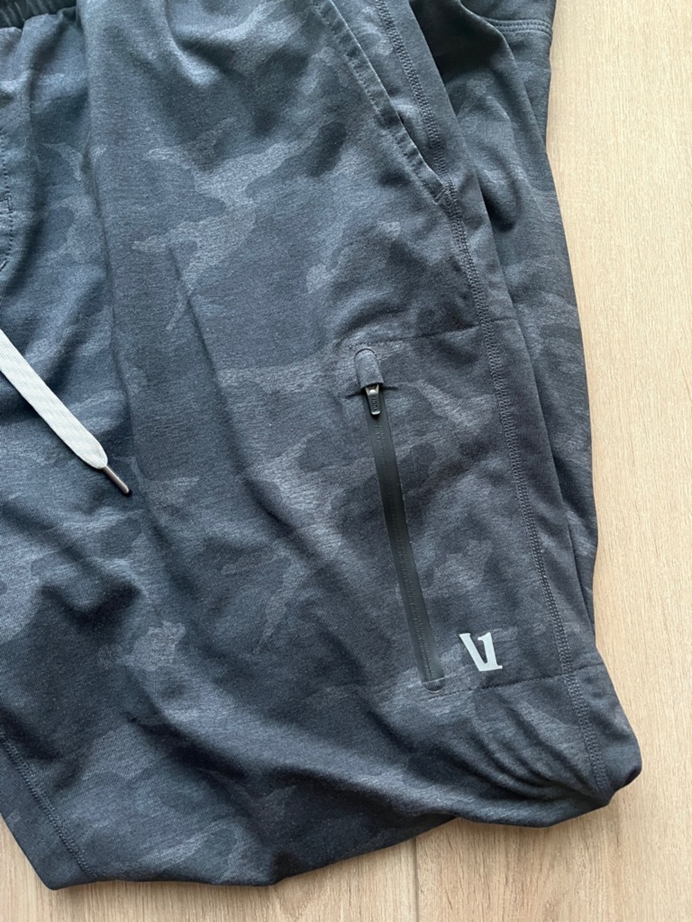 Vuori Men's Sunday Performance Jogger in Black Camo - Picture 3 of 9